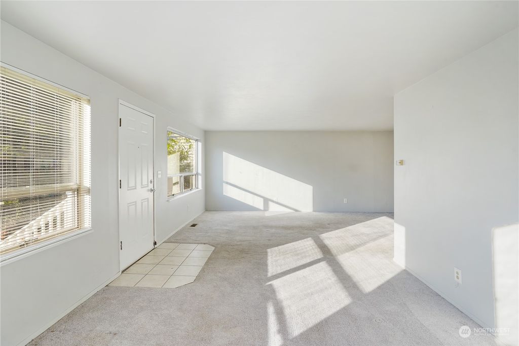 Photo of 2852 SW Genesee Street, Seattle, WA 98126 (MLS # 2330933)