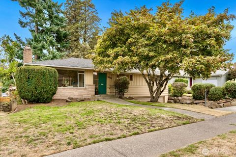7015 26th Avenue NE Seattle WA 98115