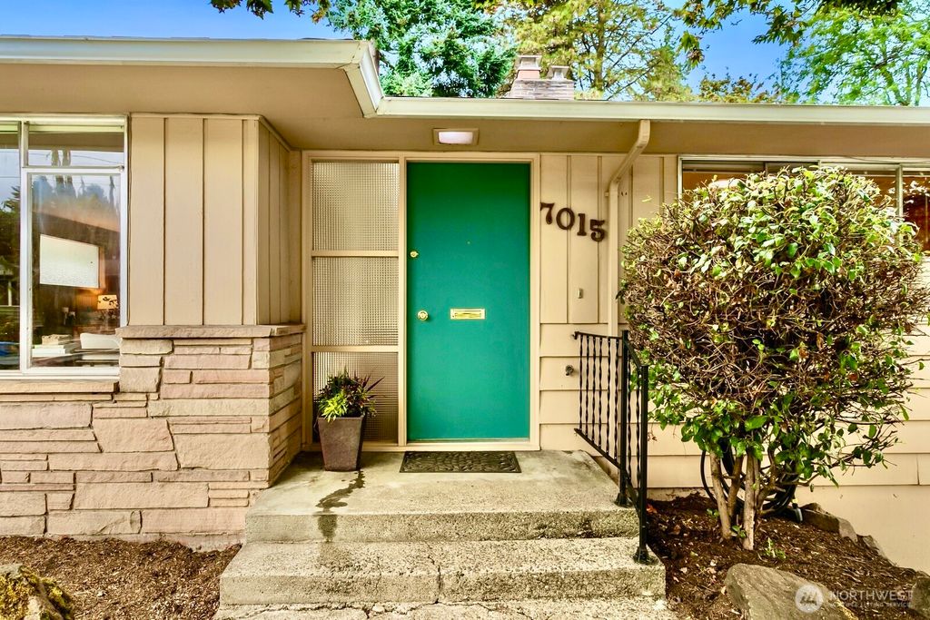 Photo of 7015 26th Avenue NE, Seattle, WA 98115 (MLS # 2431780)