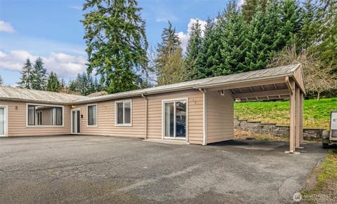 Photo of 14716 2nd Avenue NW #B, Marysville, WA 98271 (MLS # 2565305)