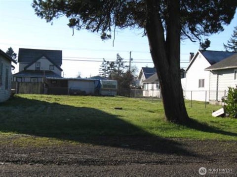Photo of 1511 Aberdeen Avenue, Aberdeen, WA 98520 (MLS # 2496919)