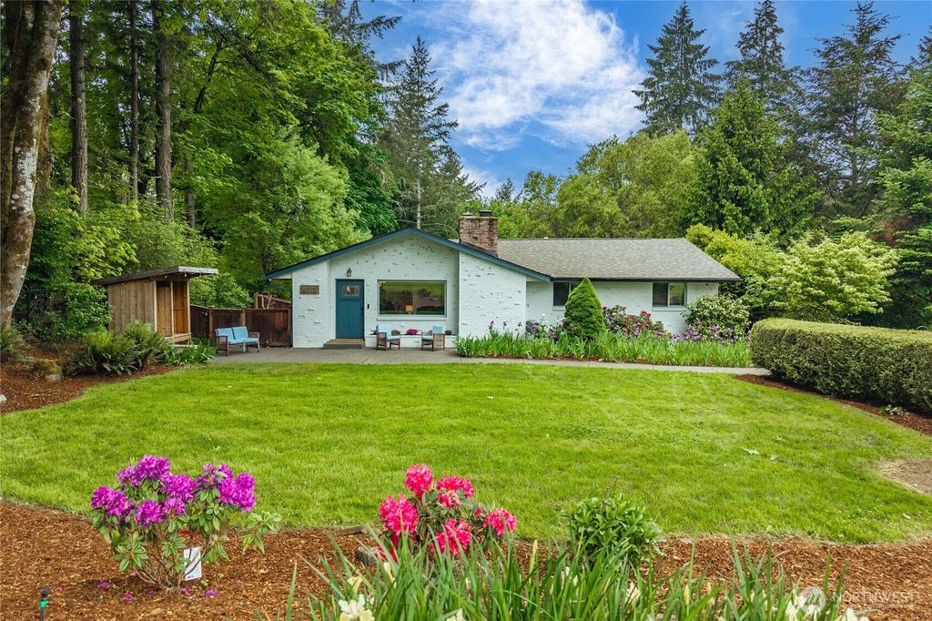 Photo of 9112 82nd Avenue NW, Gig Harbor, WA 98332 (MLS # 2525918)