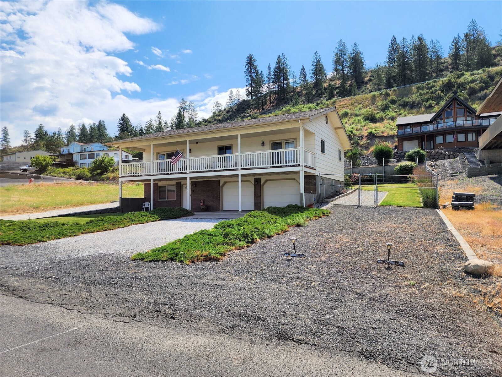 3316 Roosevelt Drive