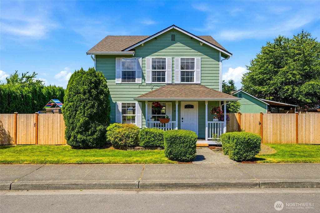 Photo of 604 Jordan Road, Granite Falls, WA 98252 (MLS # 2538215)