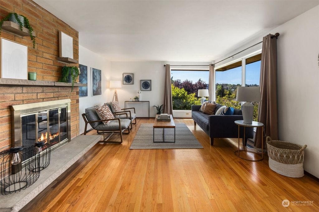Photo of 4516 2nd Avenue NW, Seattle, WA 98107 (MLS # 2273253)