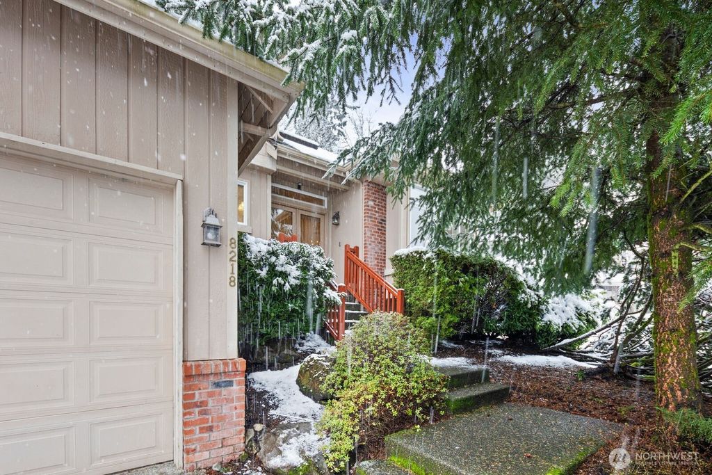 Photo of 8218 126th Place SE, Newcastle, WA 98056 (MLS # 2489703)