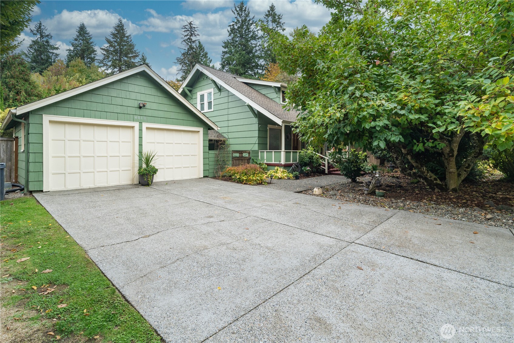 4010 Henderson Boulevard SE