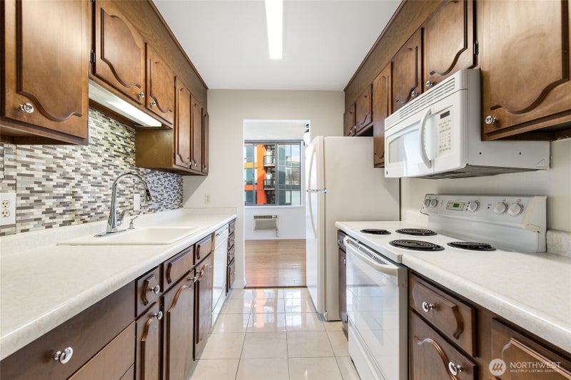 1120 8th Avenue 1603