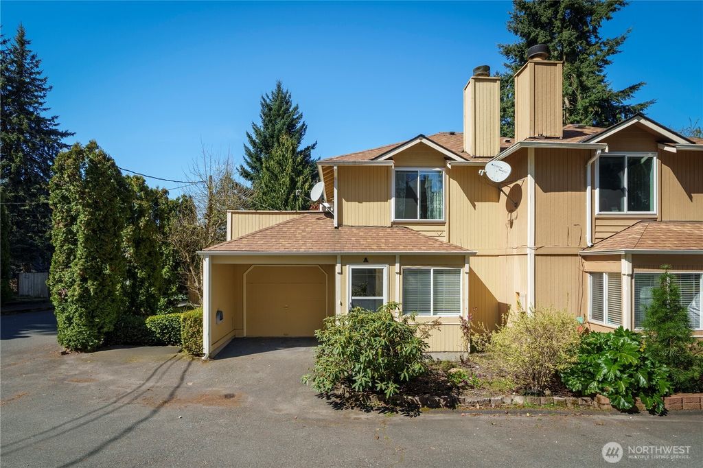 Photo of 1220 NE 177th Street #A, Seattle, WA 98155 (MLS # 2505179)