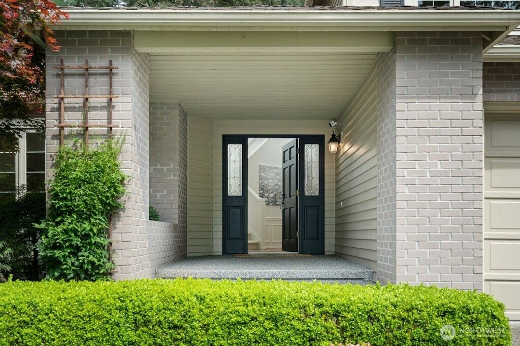 Photo of 15823 29th Drive SE, Mill Creek, WA 98012 (MLS # 2524031)
