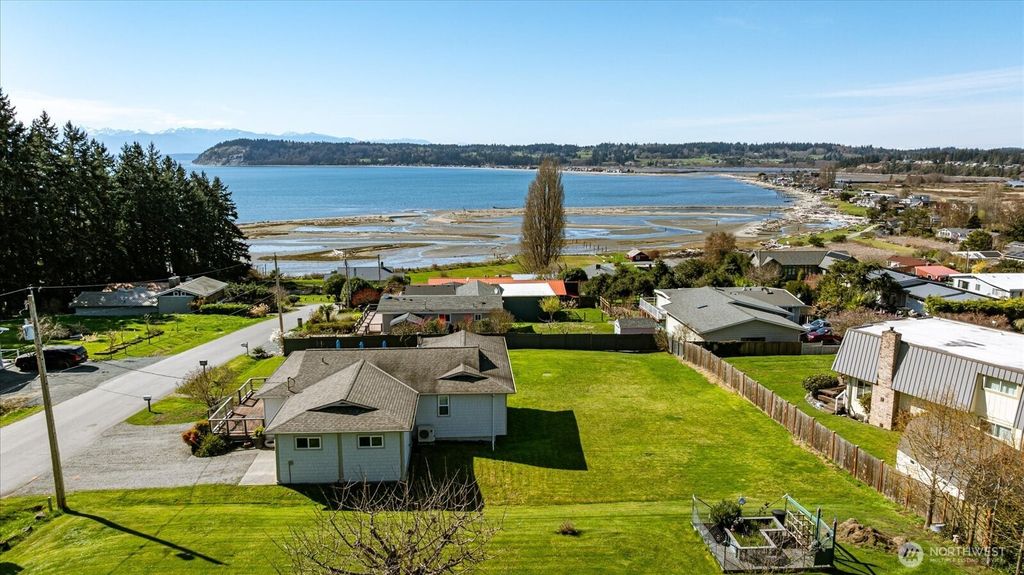 Photo of 2745 Evening Glory Court, Clinton, WA 98236 (MLS # 2497413)