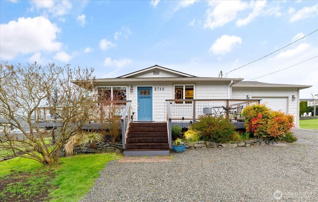 Photo of 2745 Evening Glory Court, Clinton, WA 98236 (MLS # 2497413)