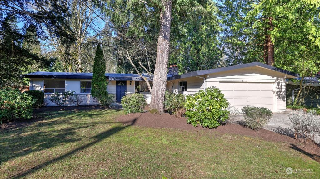 Photo of 1265 165th Avenue SE, Bellevue, WA 98008 (MLS # 2211337)