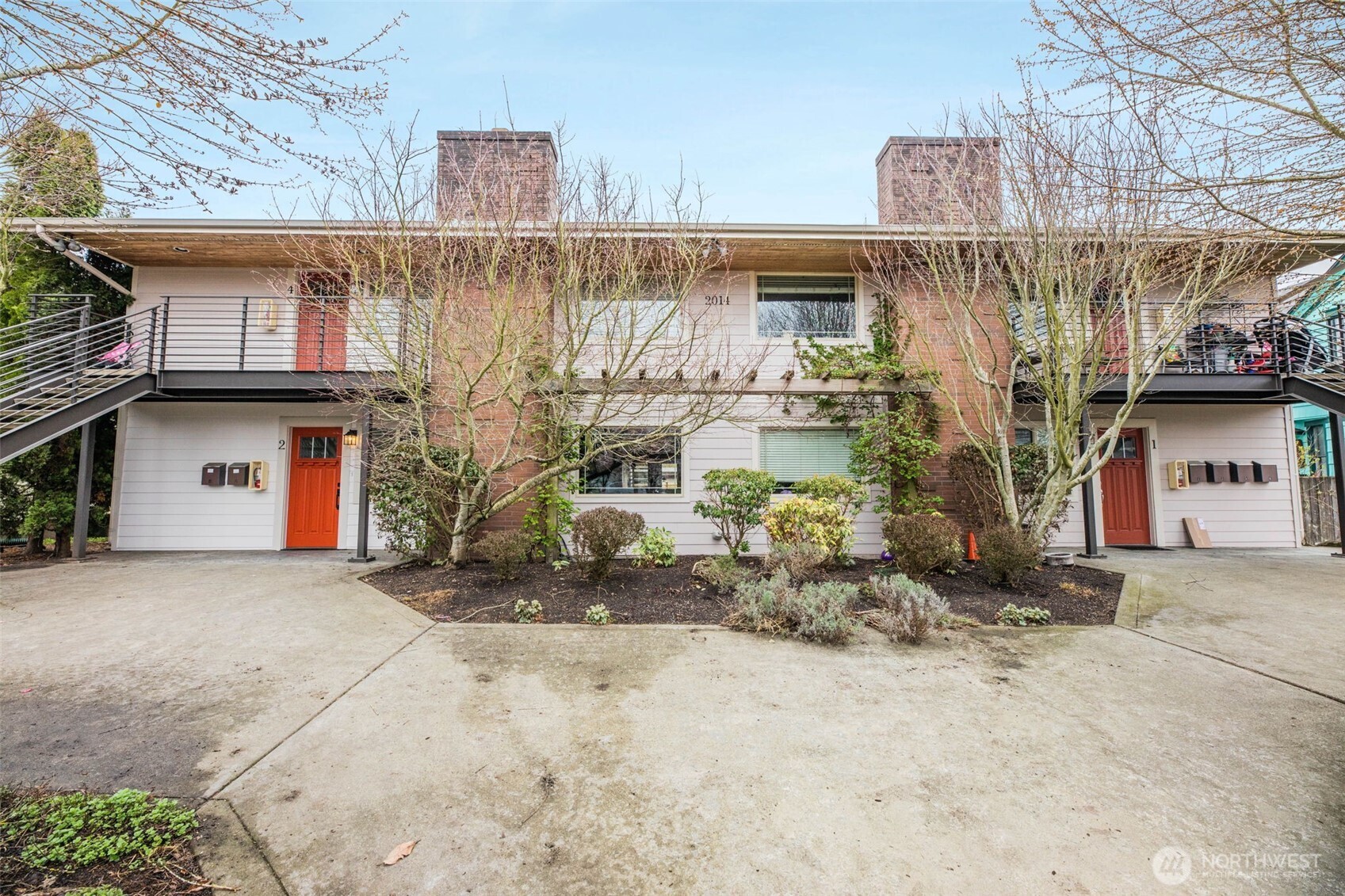 2014 Hoyt Avenue