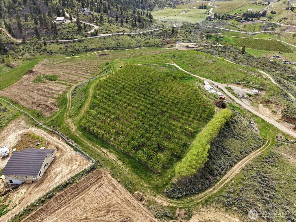 Photo of 0 KINGS VIEW LN, Malaga, WA 98828 (MLS # 2514355)