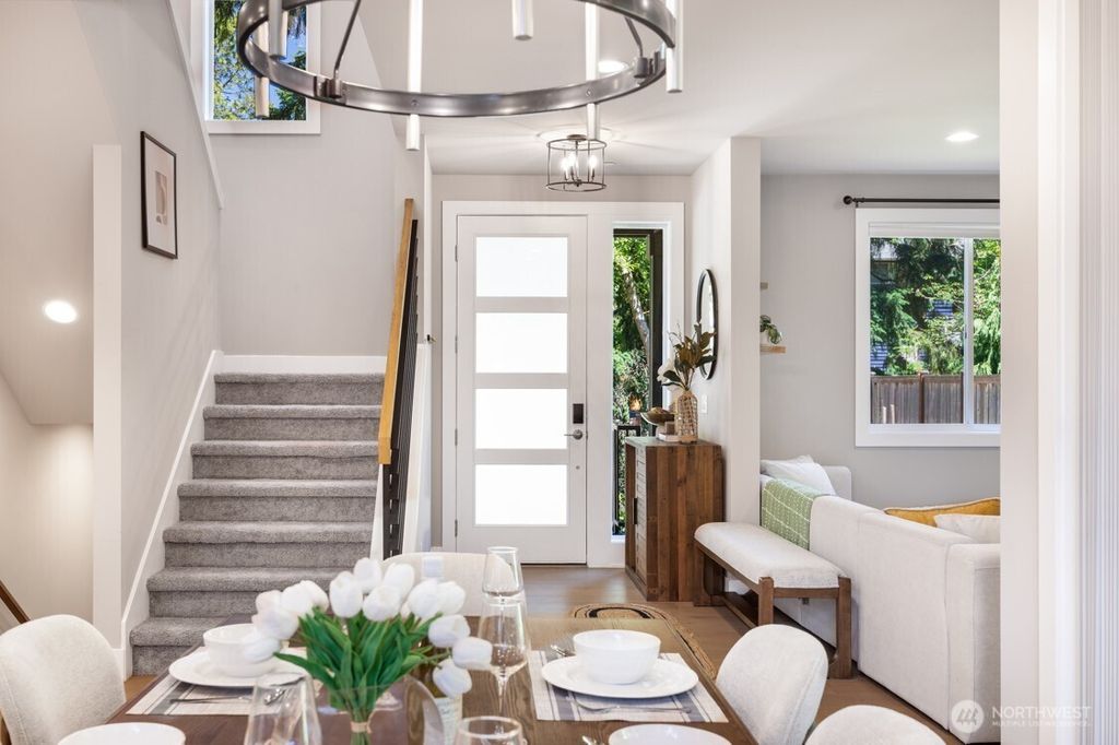 Photo of 8021 NE 127th Lane, Kirkland, WA 98034 (MLS # 2476147)