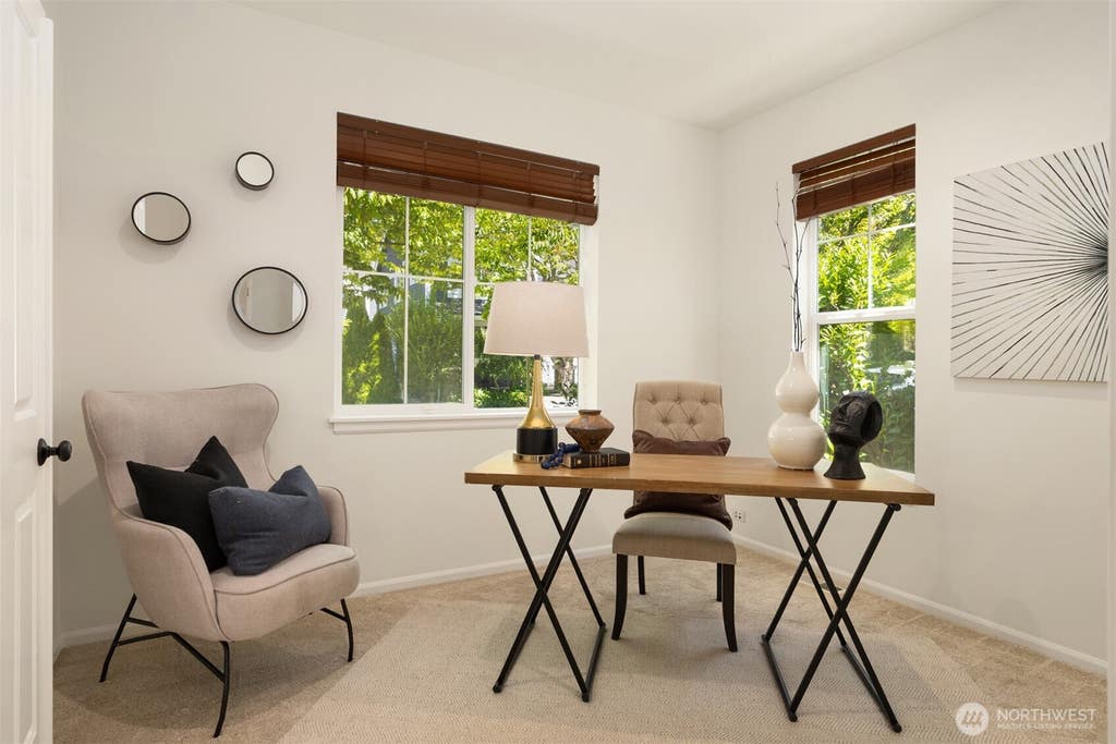 Photo of 3193 NE Marquette Way, Issaquah, WA 98029 (MLS # 2568237)