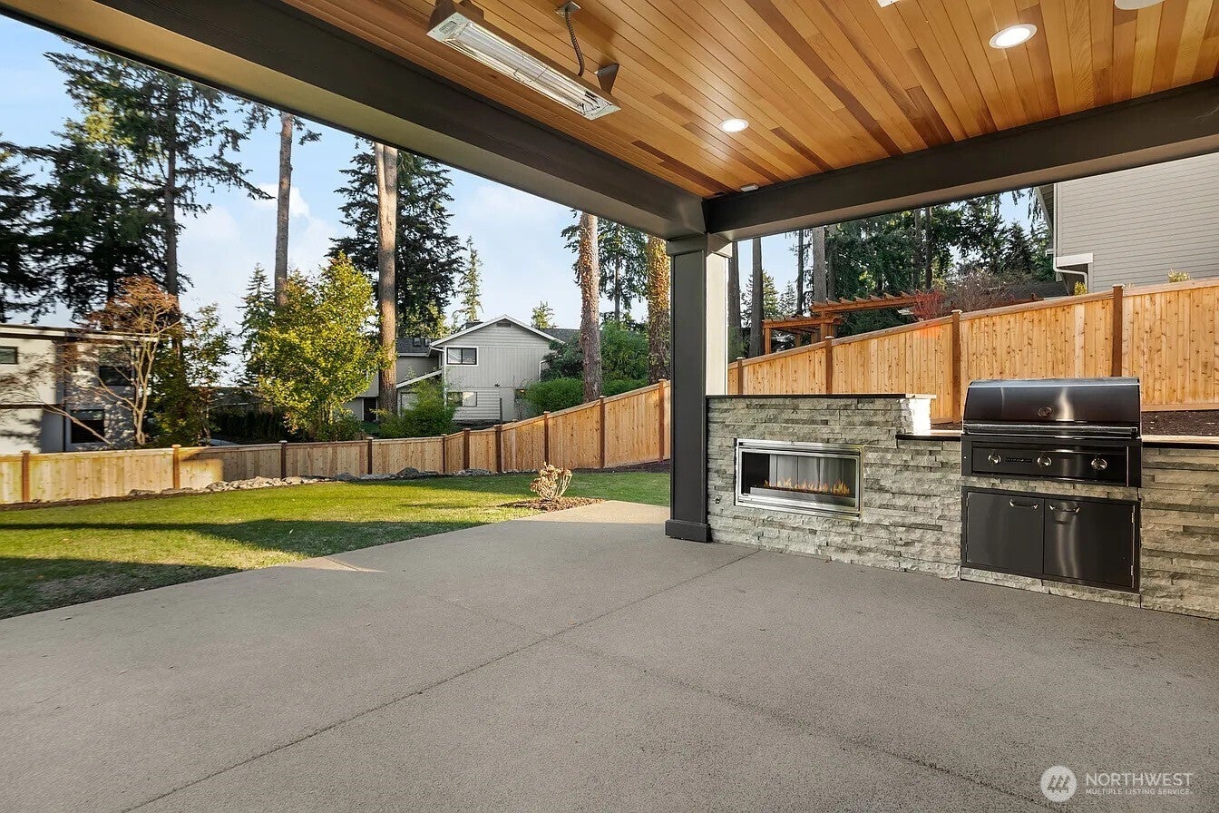 9206 NE 24th Street