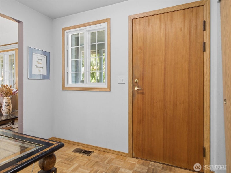 1239 S 236th Place