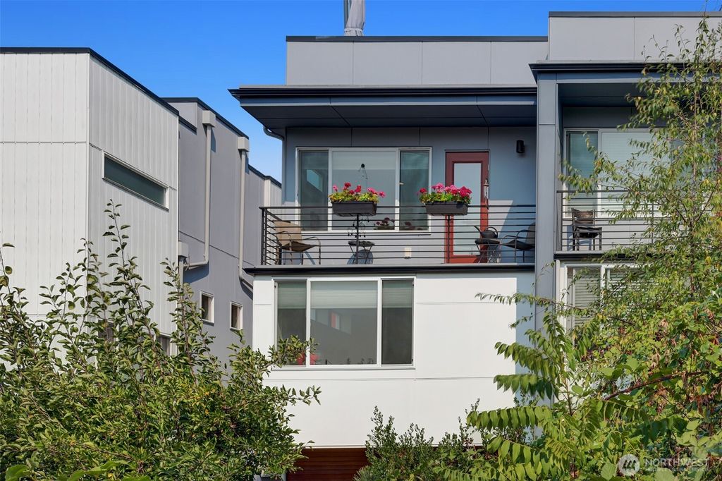 Photo of 3660 Courtland Place S, Seattle, WA 98144 (MLS # 2512061)