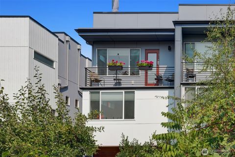 Photo of 3660 Courtland Place S, Seattle, WA 98144 (MLS # 2512061)