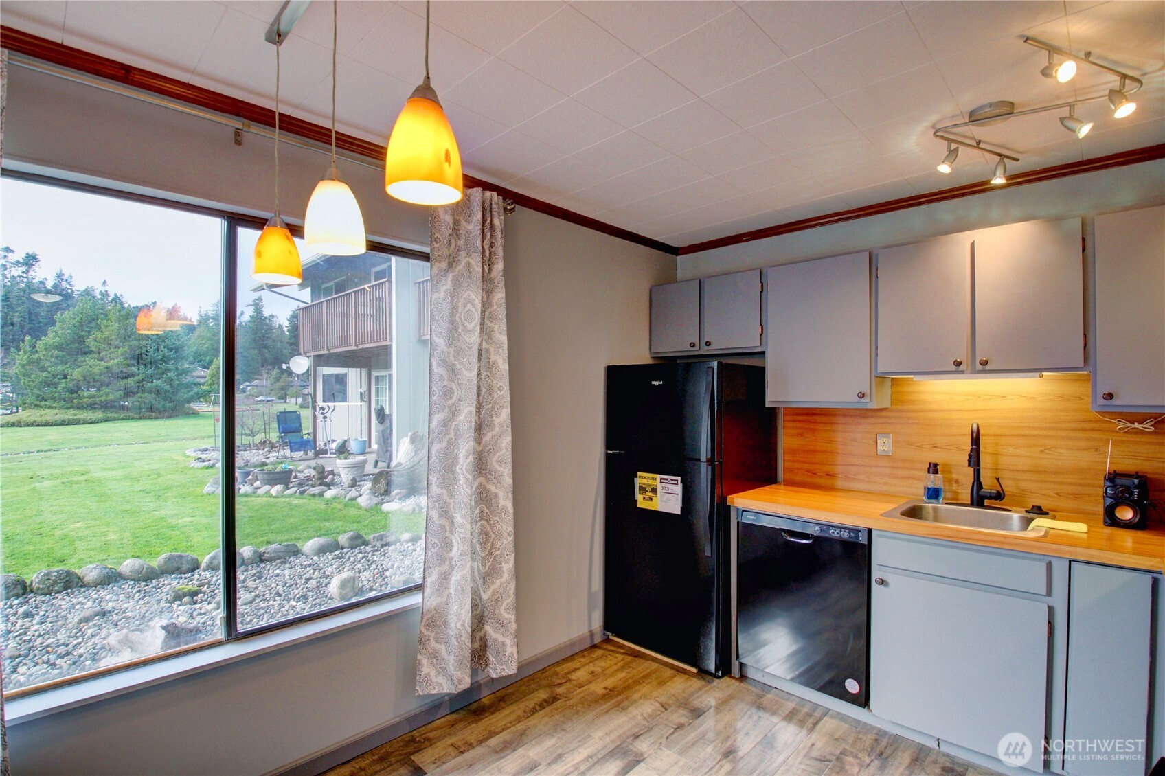 1710 Skyline Way B103