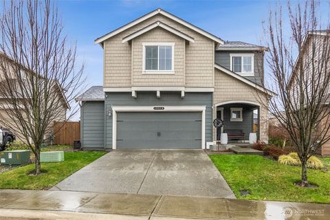 Photo of 18818 106th Avenue Ct E, Puyallup, WA 98374 (MLS # 2463956)