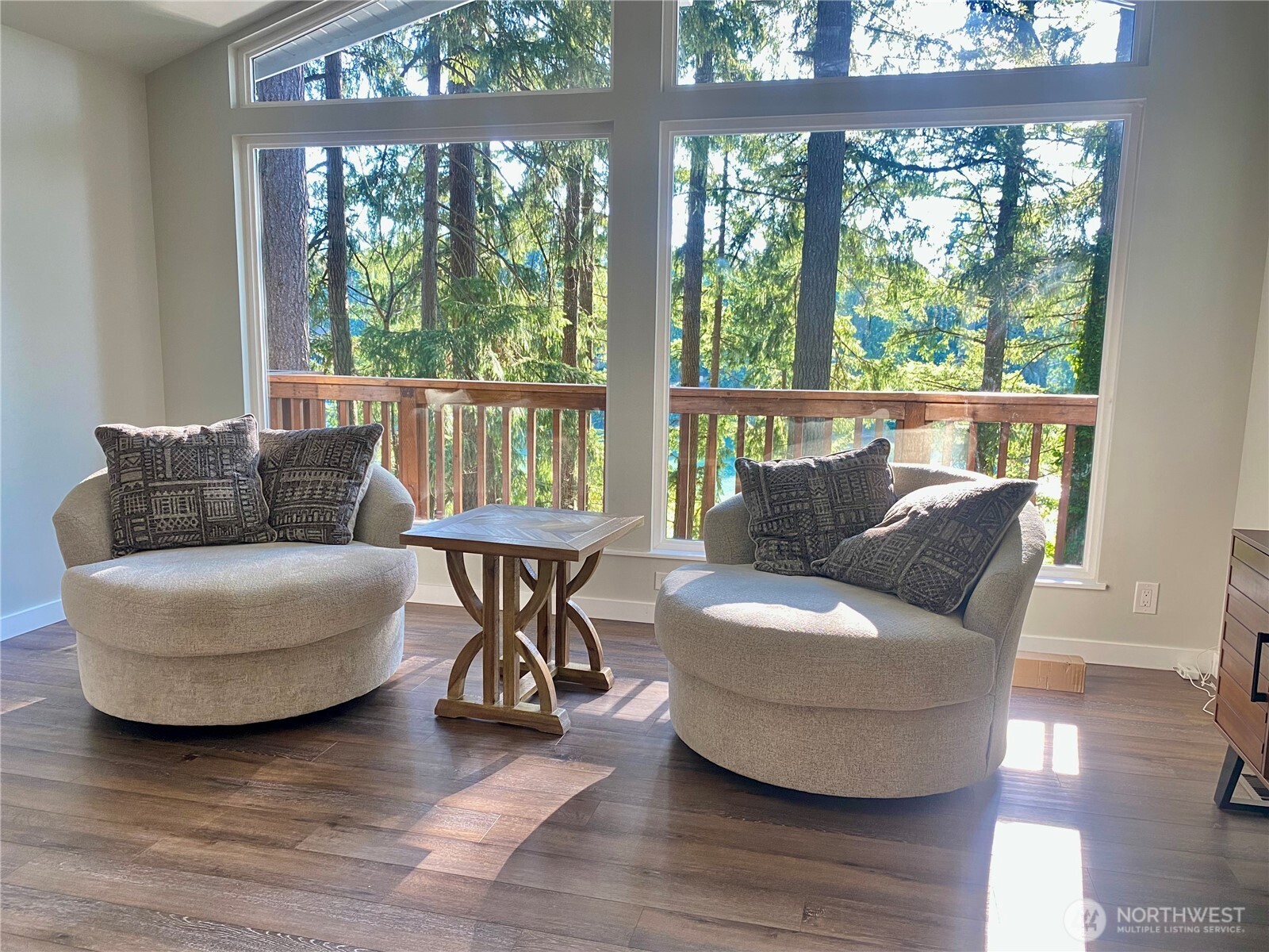 2447 Rocky Point Road NW