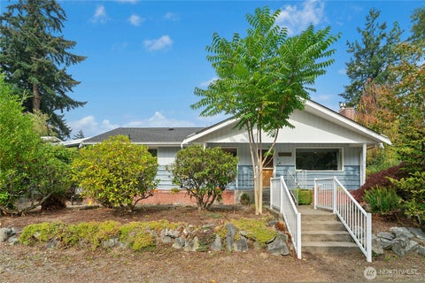 Photo of 10418 Park Avenue S, Tacoma, WA 98444 (MLS # 2591728)