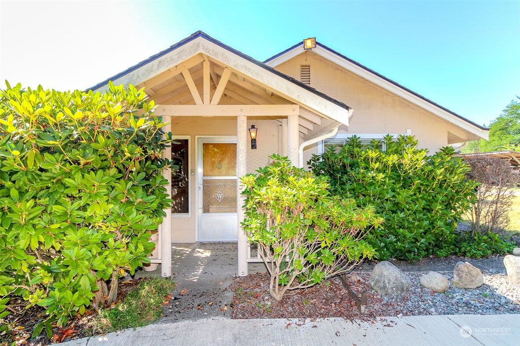 Photo of 27001 SE 256th Avenue, Ravensdale, WA 98051 (MLS # 2143980)