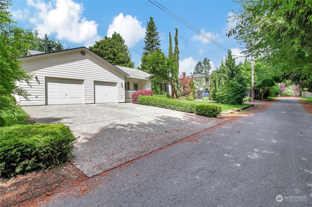 Photo of 1504 130th Drive NE, Lake Stevens, WA 98258 (MLS # 2248062)