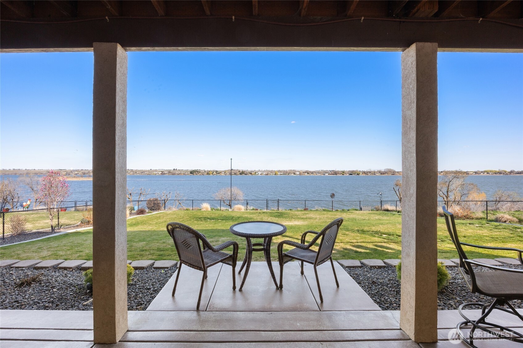 4065 NE Edwards Drive