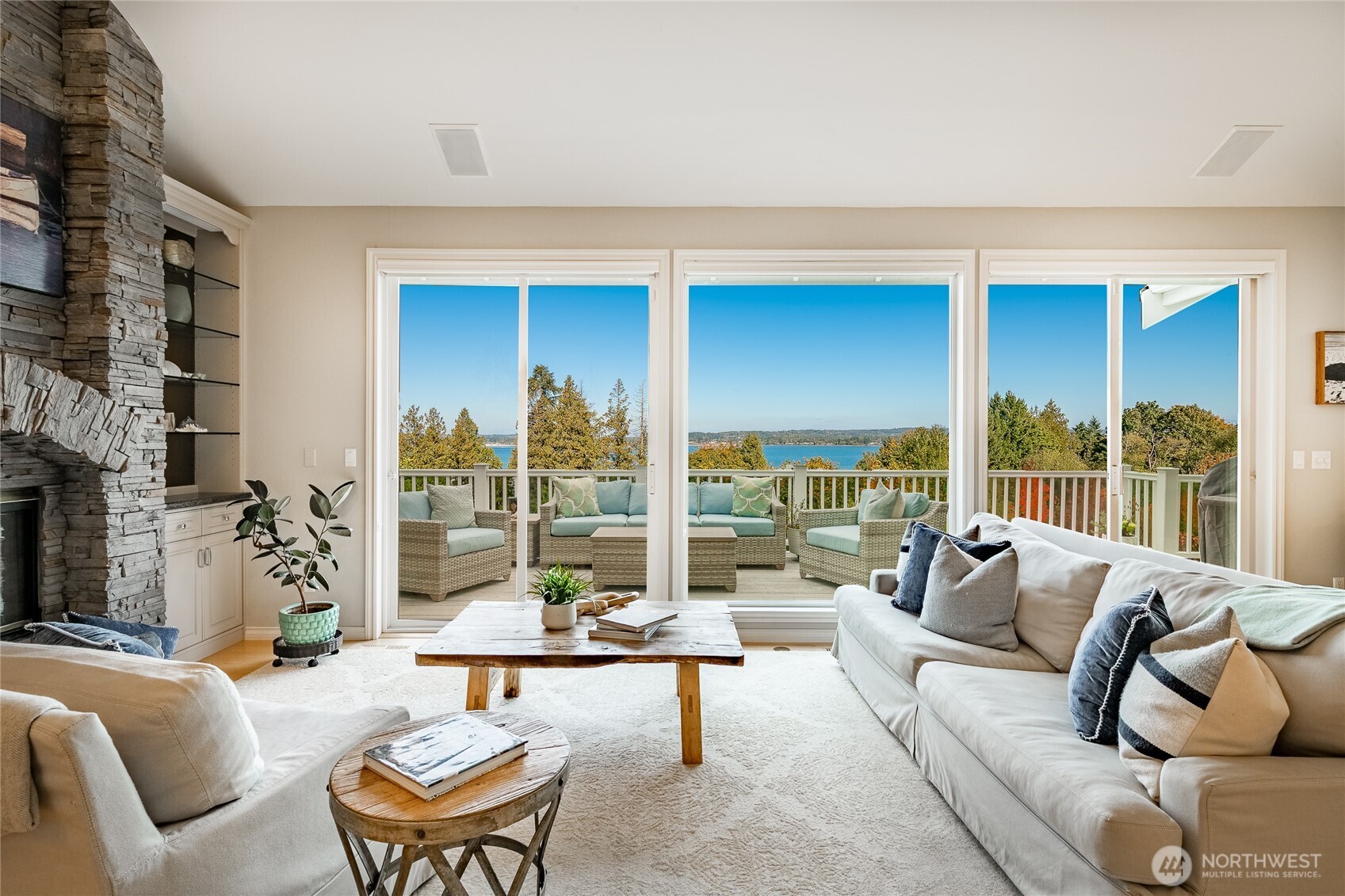 5332 Canvasback Loop