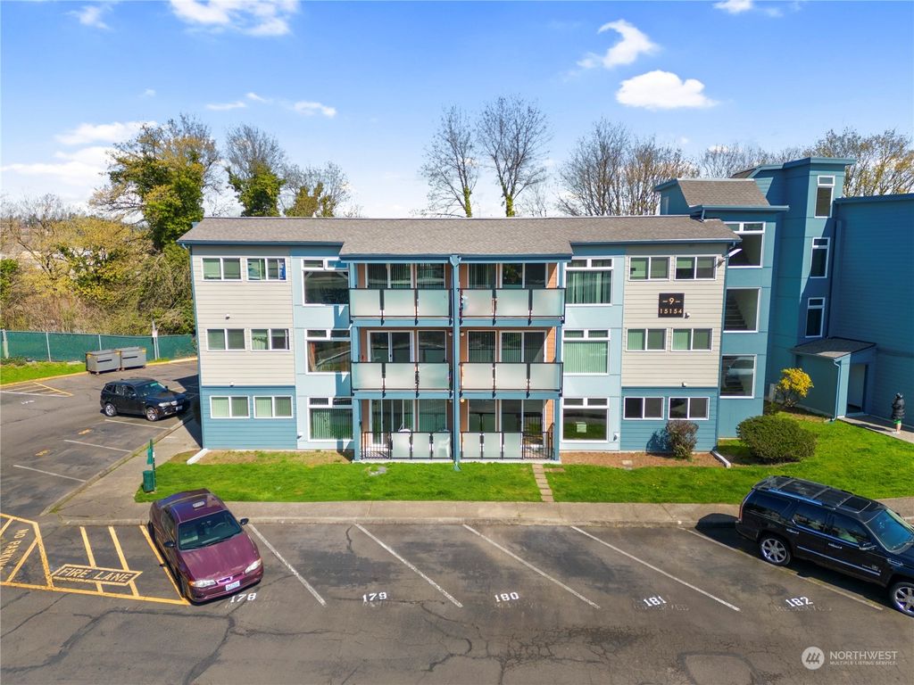 Photo of 15154 65th Avenue S #902, Tukwila, WA 98188 (MLS # 2215682)