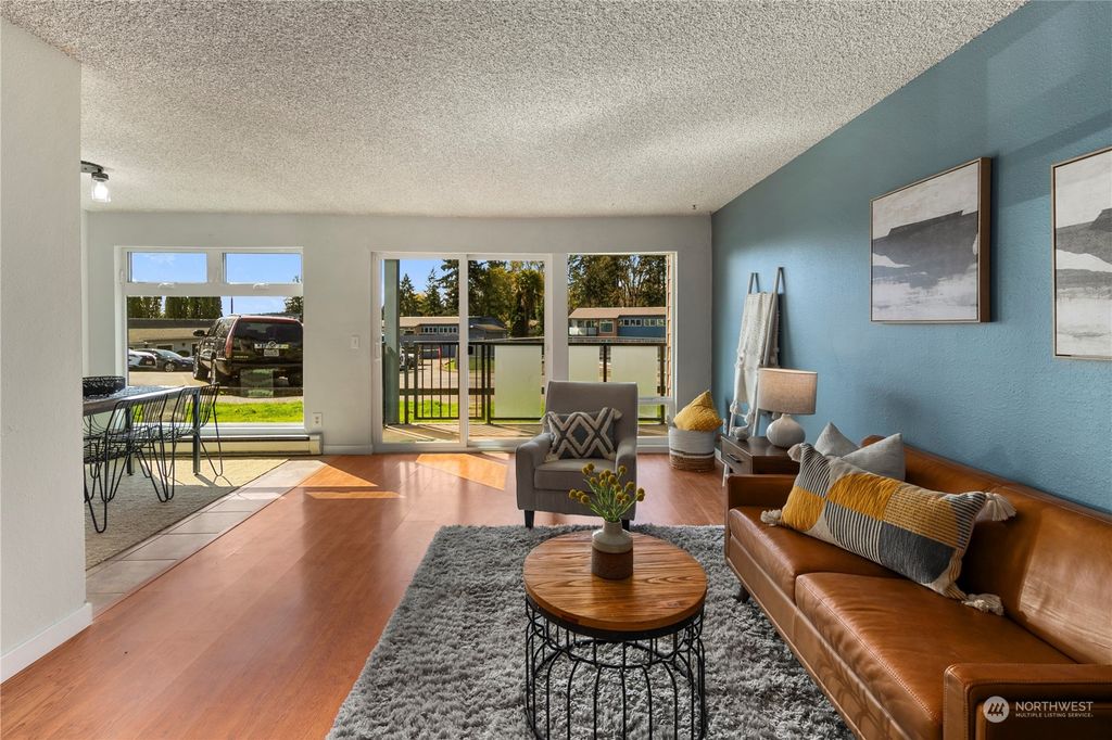 Photo of 15154 65th Avenue S #902, Tukwila, WA 98188 (MLS # 2215682)