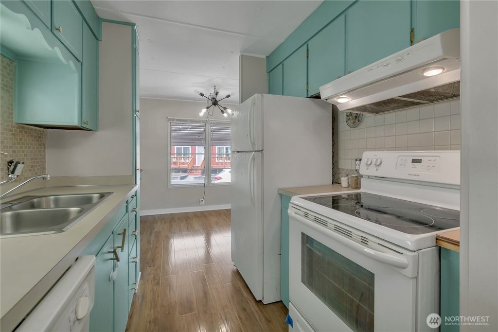 Photo of 18316 34th Avenue S, SeaTac, WA 98188 (MLS # 2429095)