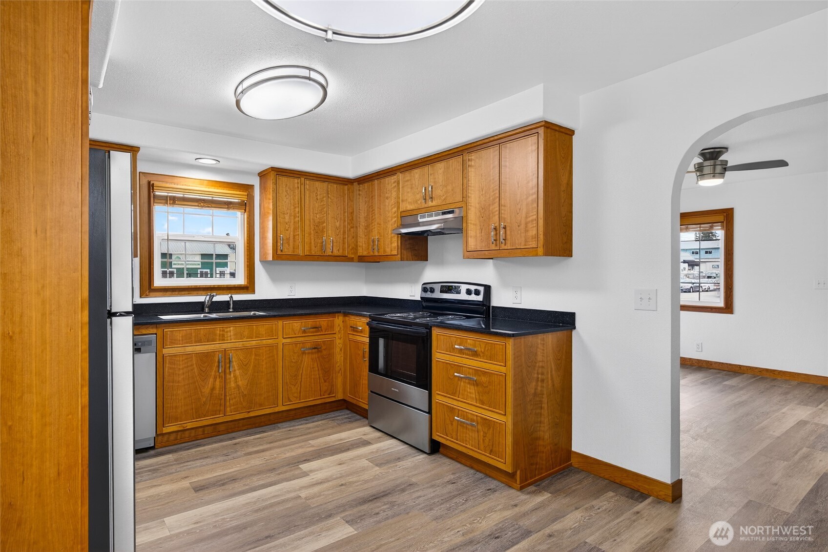 337 E Rio Vista Avenue