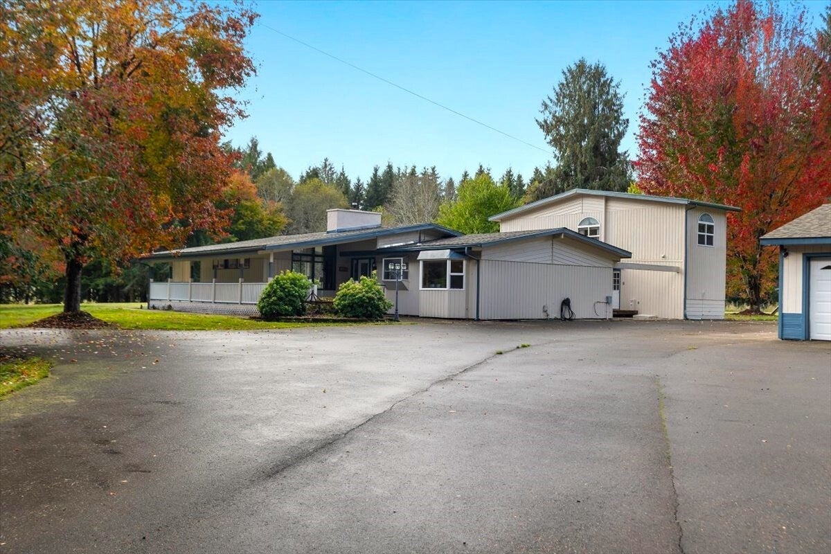 20 James Drive