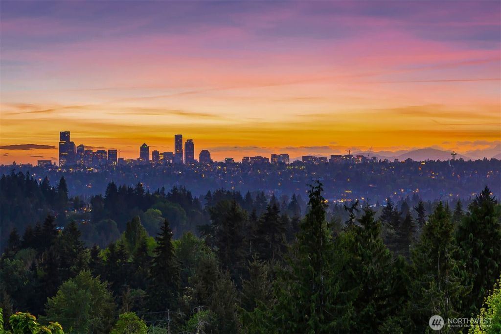 Photo of 3901 122nd Avenue NE, Bellevue, WA 98005 (MLS # 2363147)