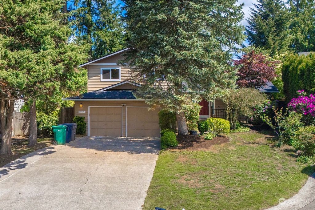 Photo of 14409 46th Place W, Lynnwood, WA 98087 (MLS # 2246961)