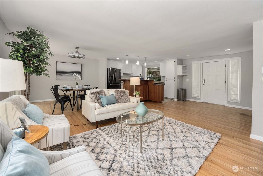 Photo of 14409 46th Place W, Lynnwood, WA 98087 (MLS # 2246961)