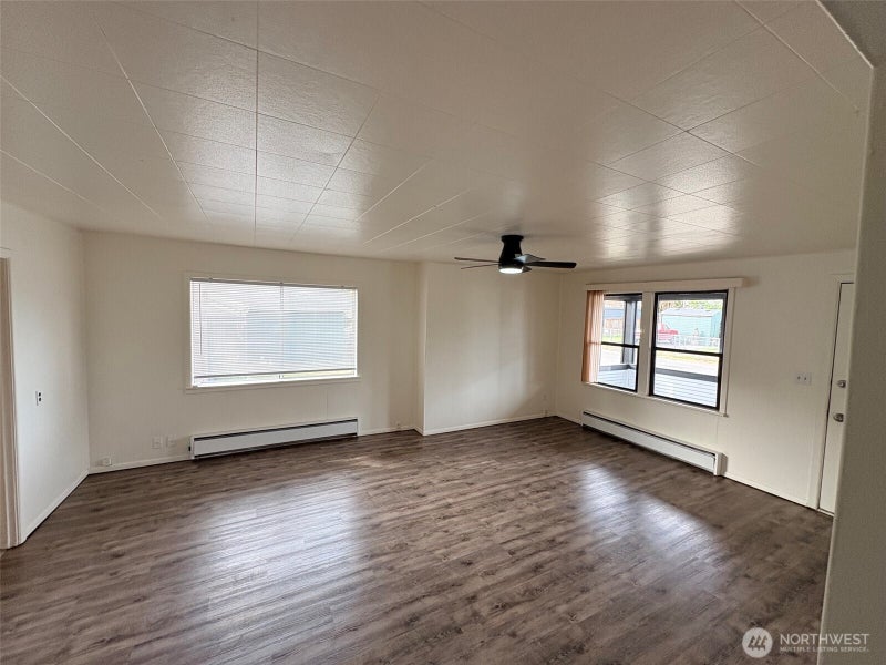 1012 S 6th Street