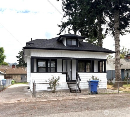1012 S 6TH AVE, KELSO, WA 98626 - Image bf13a9e34883bf84d94594767d7bacbf/590362806