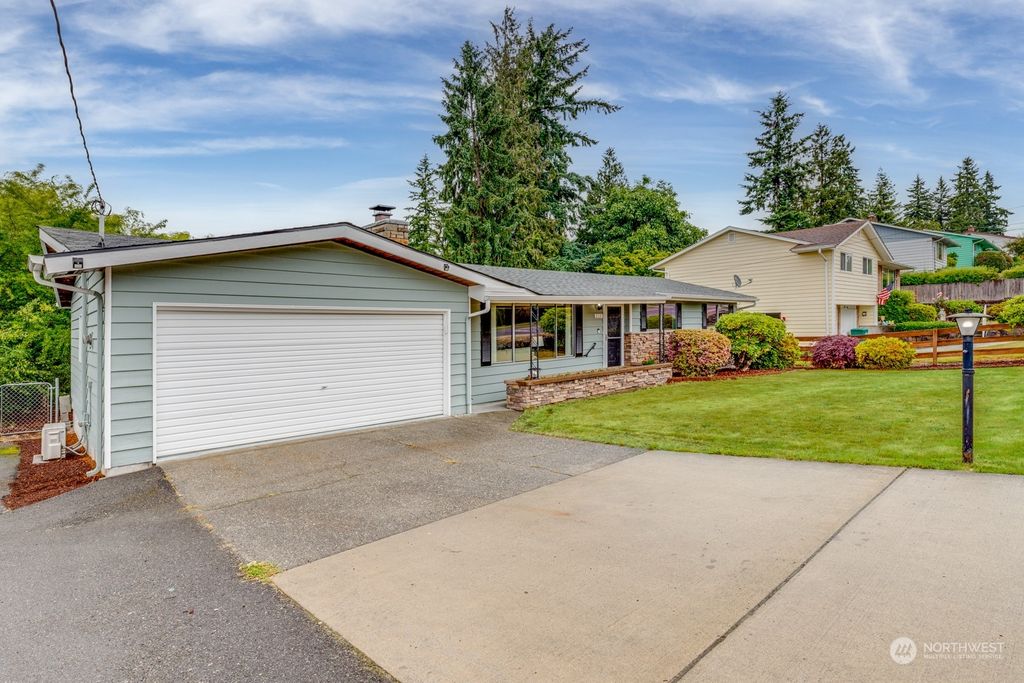 Photo of 2131 Burley Drive, Everett, WA 98208 (MLS # 2127875)