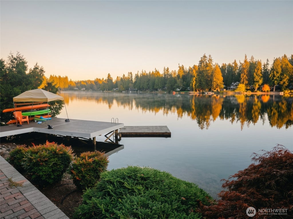 Photo of 2424 215th Avenue SE, Sammamish, WA 98075 (MLS # 2593151)