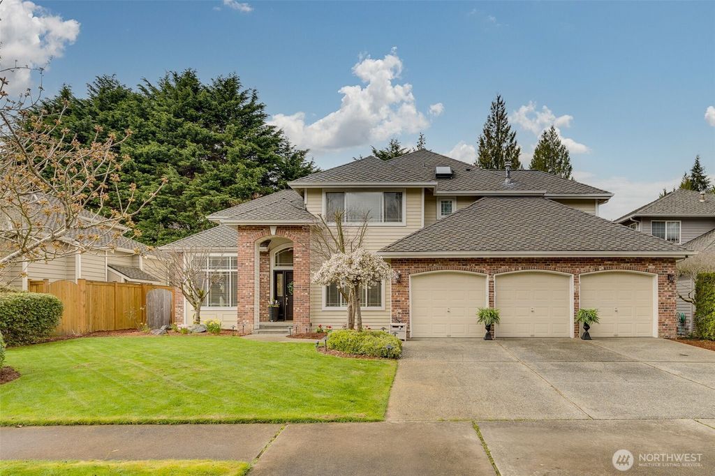 Photo of 15426 34th Avenue SE, Mill Creek, WA 98012 (MLS # 2353707)