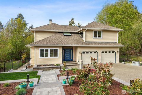 Photo of 804 S 280th Street, Des Moines, WA 98198 (MLS # 2493206)