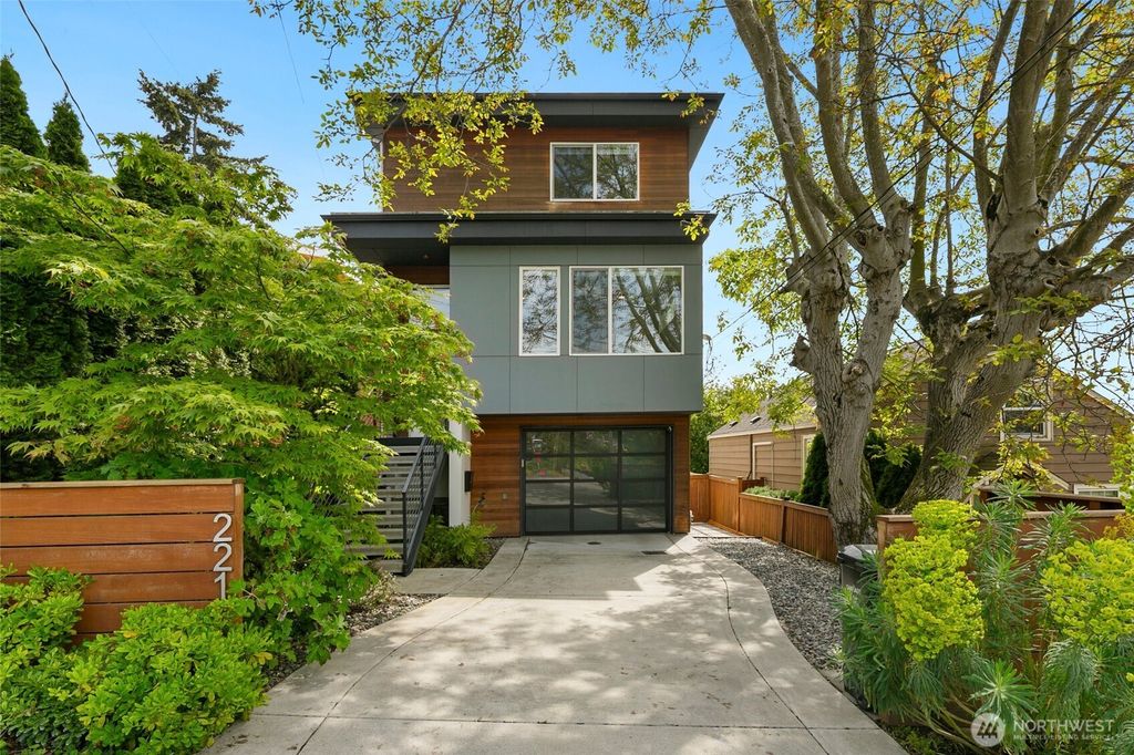 Photo of 221 NW 50th Street, Seattle, WA 98107 (MLS # 2520897)