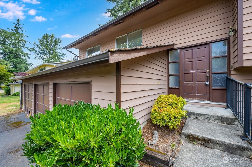 Photo of 18410 127th Avenue SE, Renton, WA 98058 (MLS # 2266117)