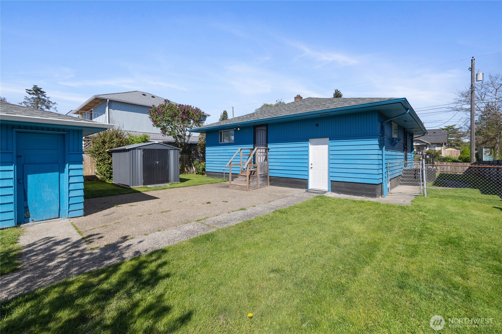 5236 S Thompson Avenue